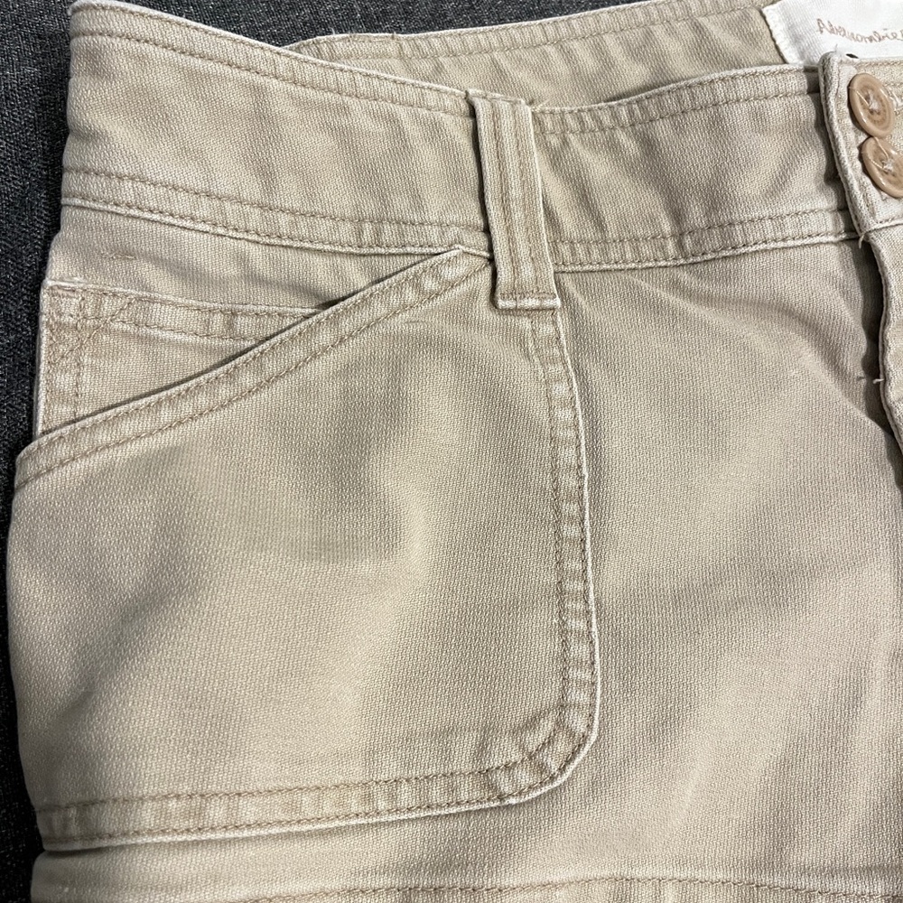 Abercrombie & Fitch Cargo Shorts💘 - Picture 8 of 9